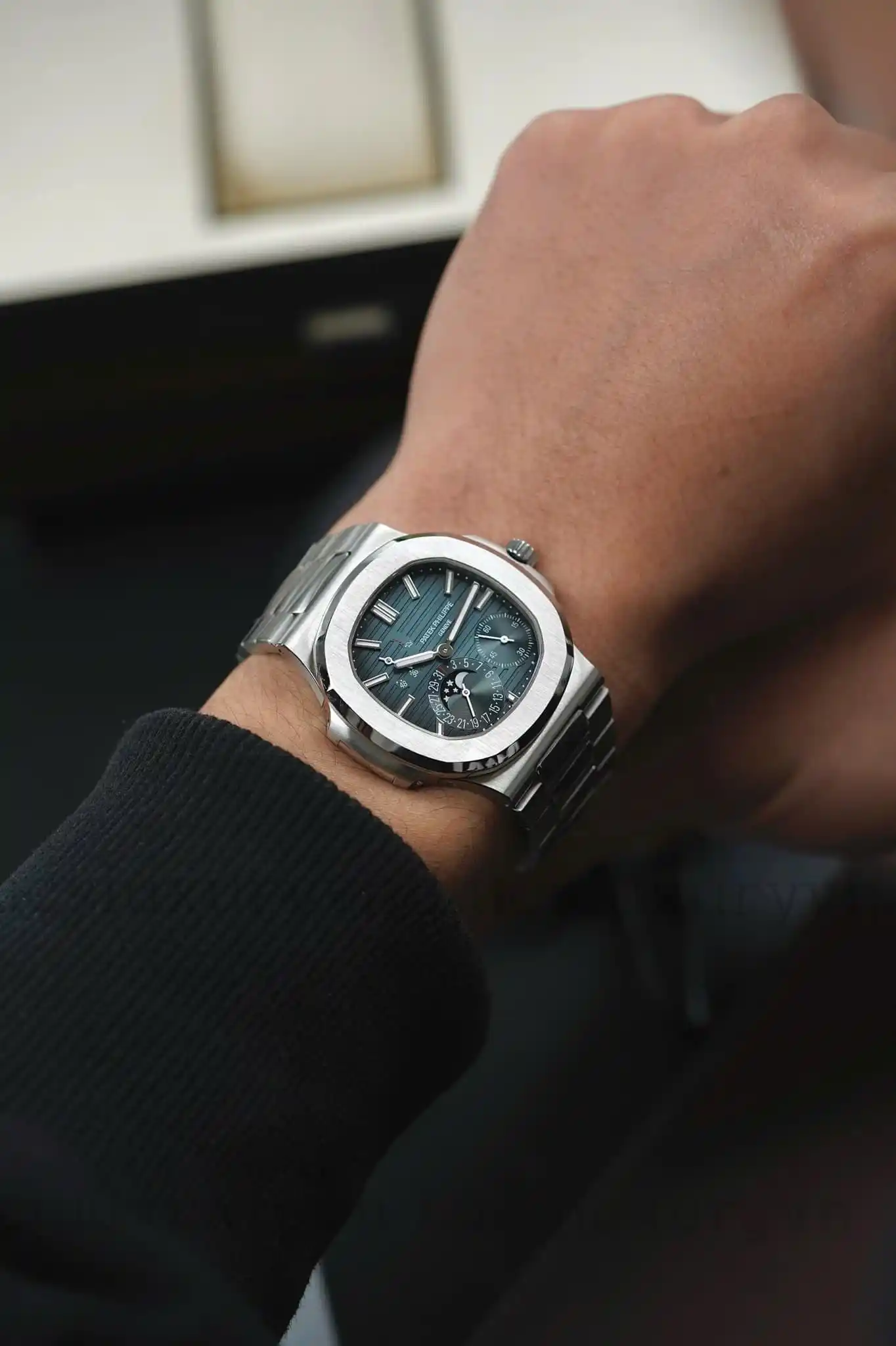 Patek Philippe Nautilus 5712/1A-001 Blue Steels Custom Modify – Handcrafted Version
