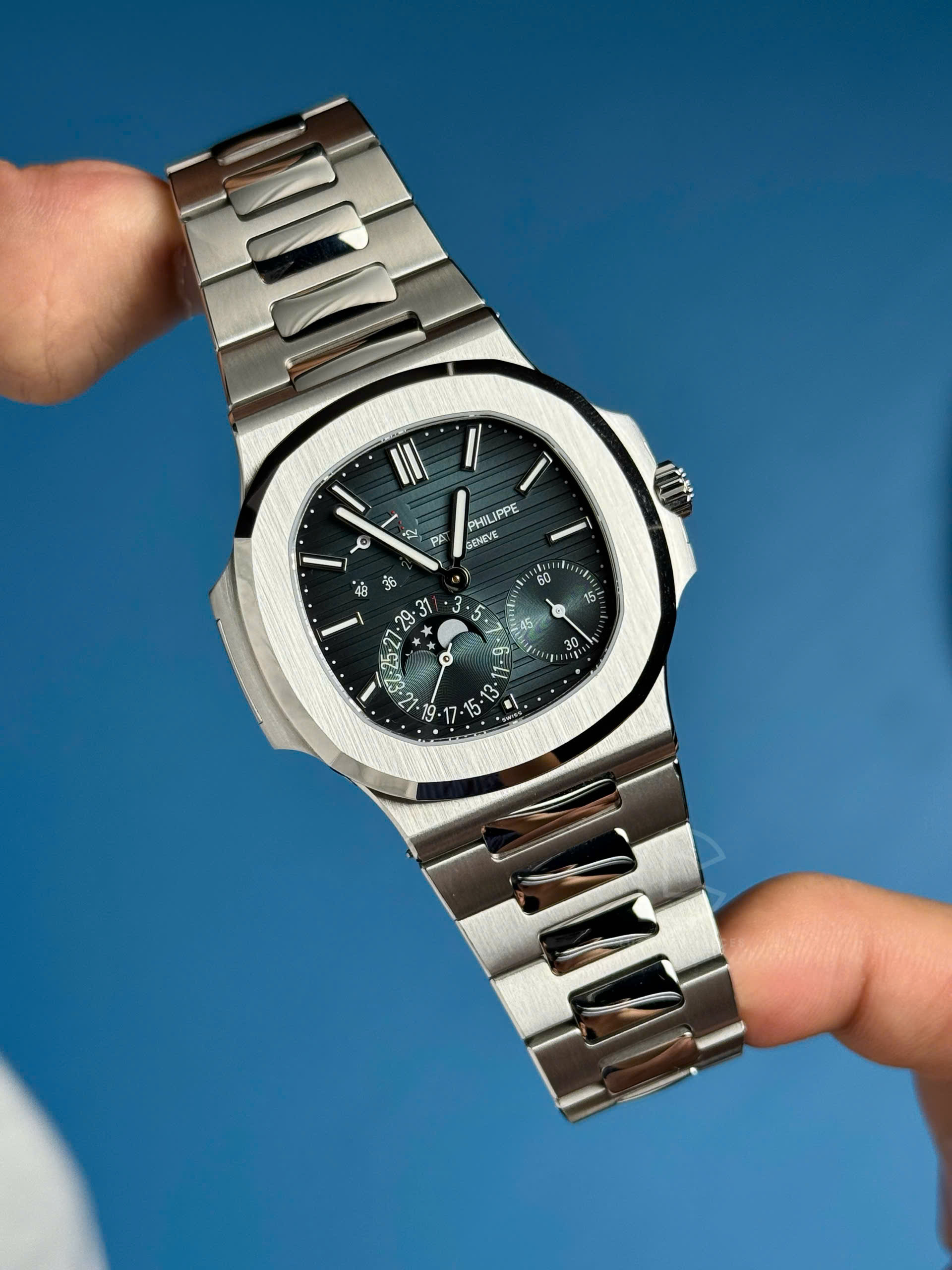 Patek Philippe Nautilus 5712/1A-001 Blue Steels Custom Modify – Handcrafted Version