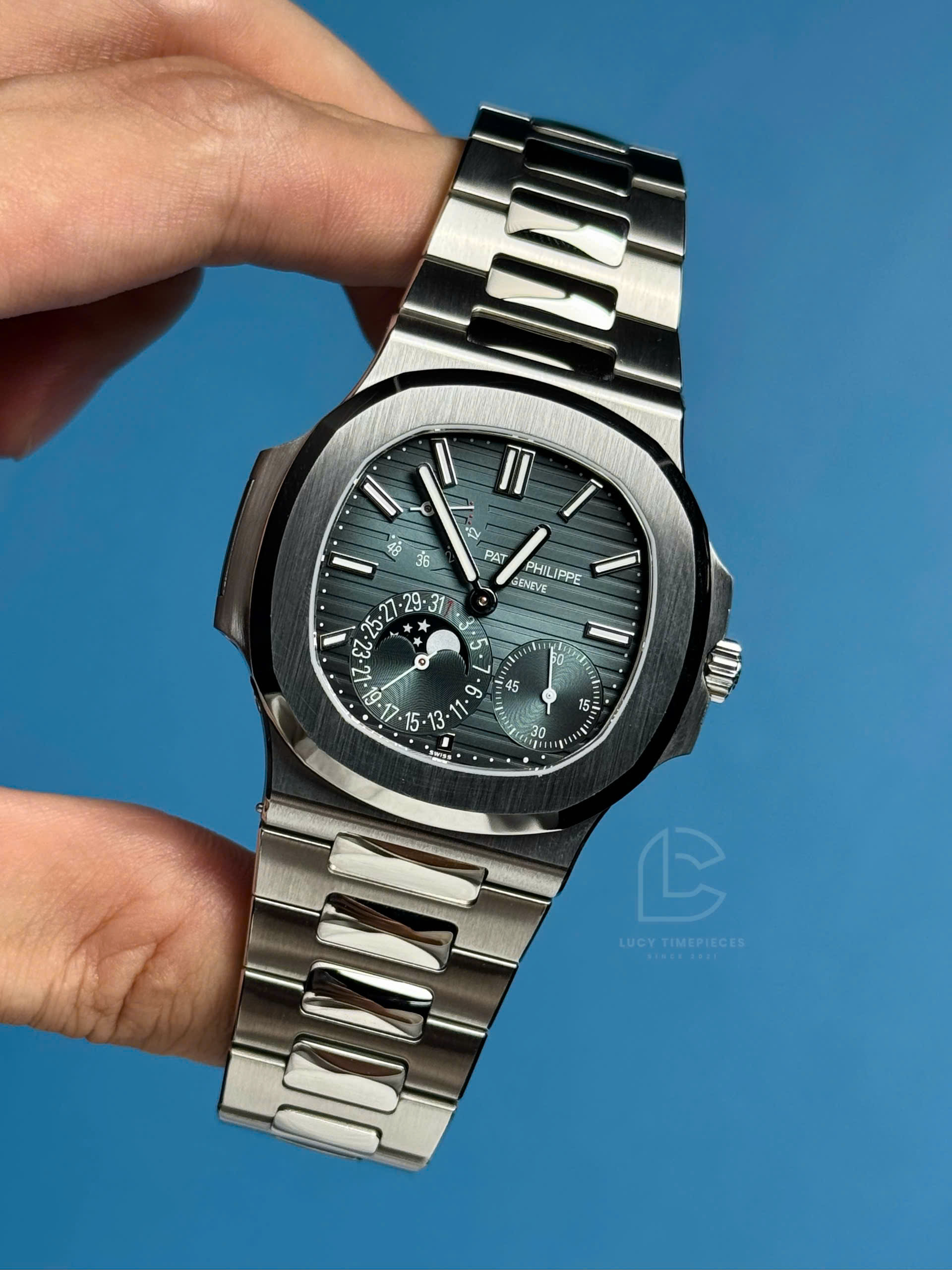 Patek Philippe Nautilus 5712/1A-001 Blue Steels Custom Modify – Handcrafted Version