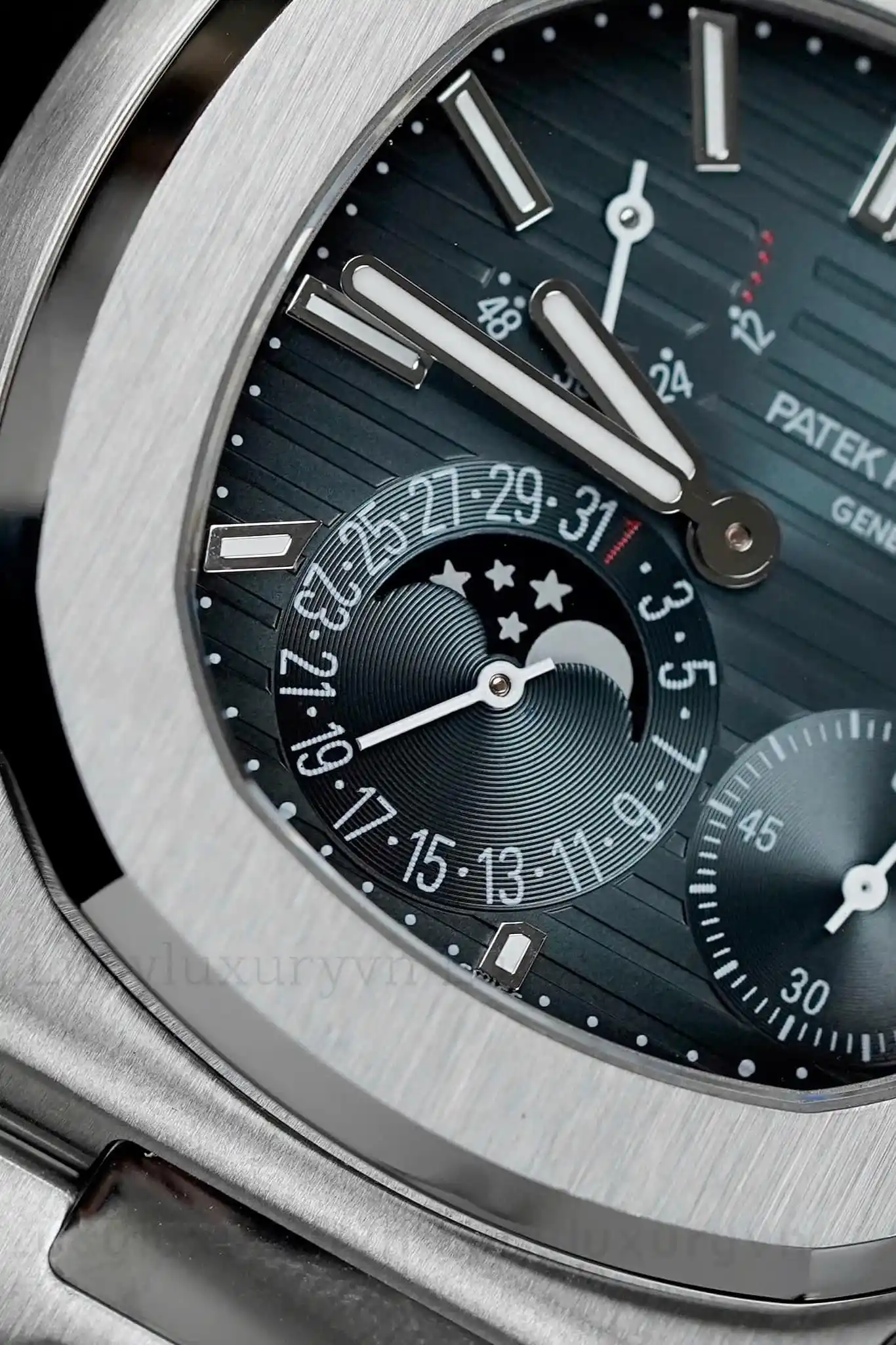 Patek Philippe Nautilus 5712/1A-001 Blue Steels Custom Modify – Handcrafted Version